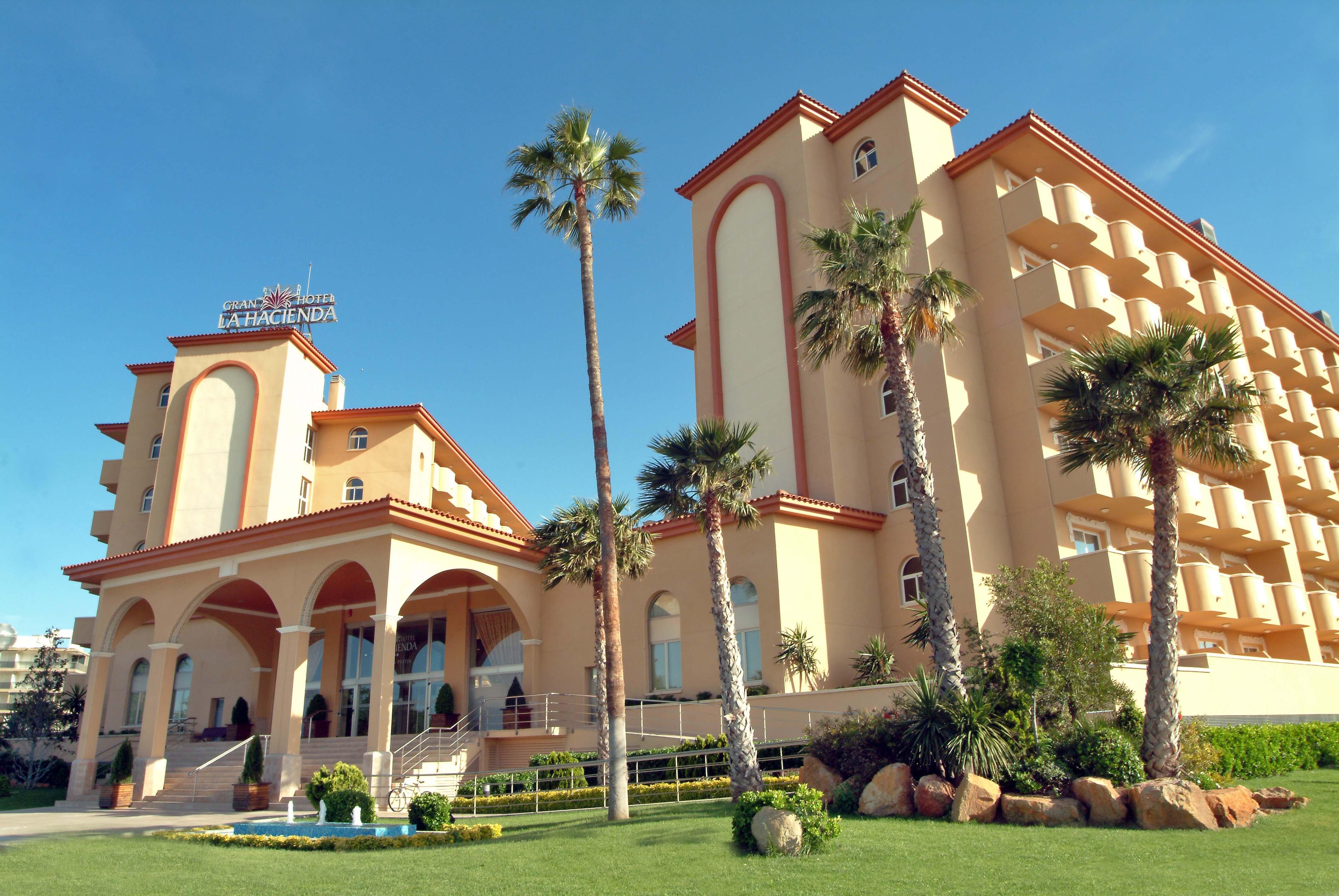 Ohtels La Hacienda Hotel La Pineda Exterior photo