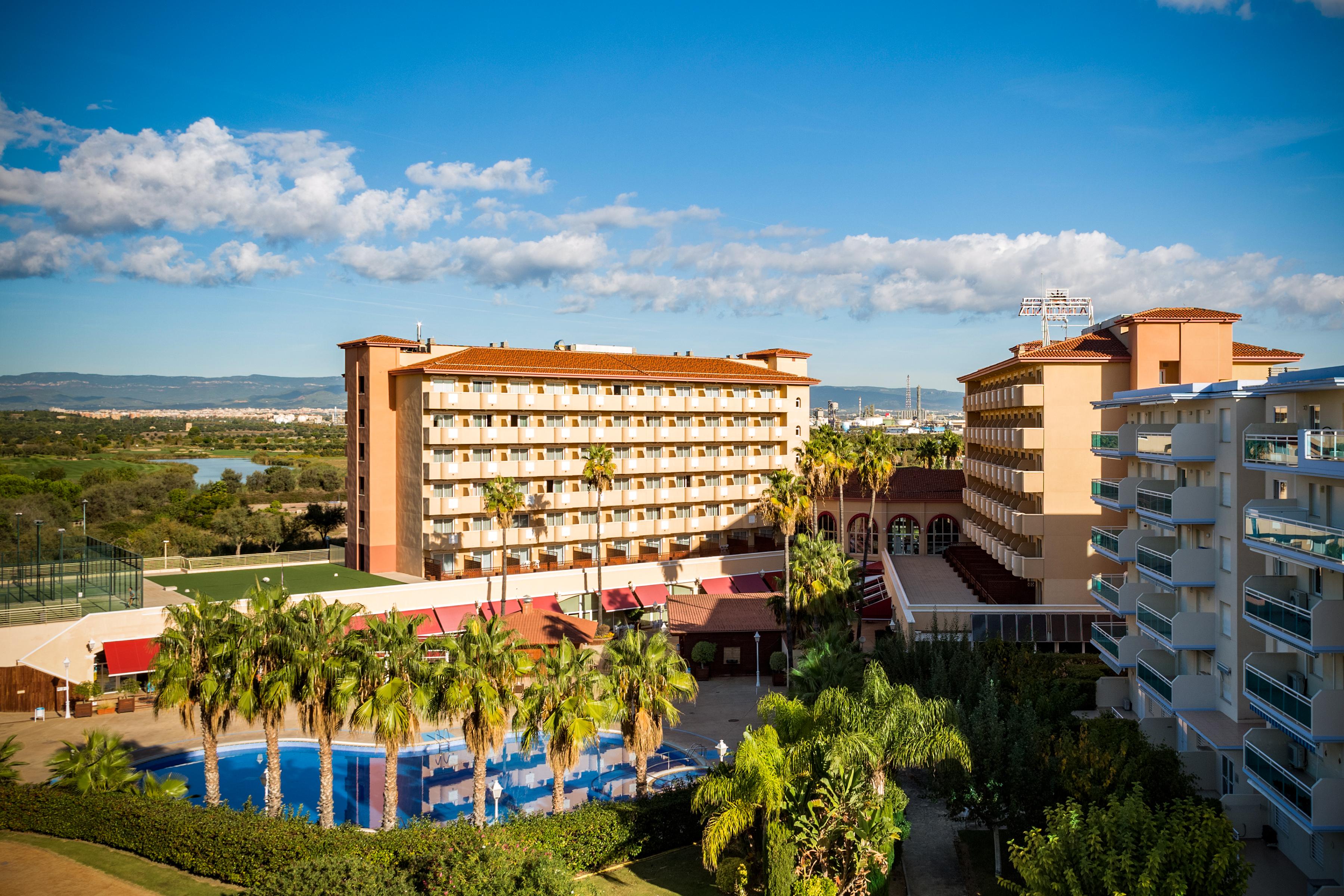 Ohtels La Hacienda Hotel La Pineda Exterior photo