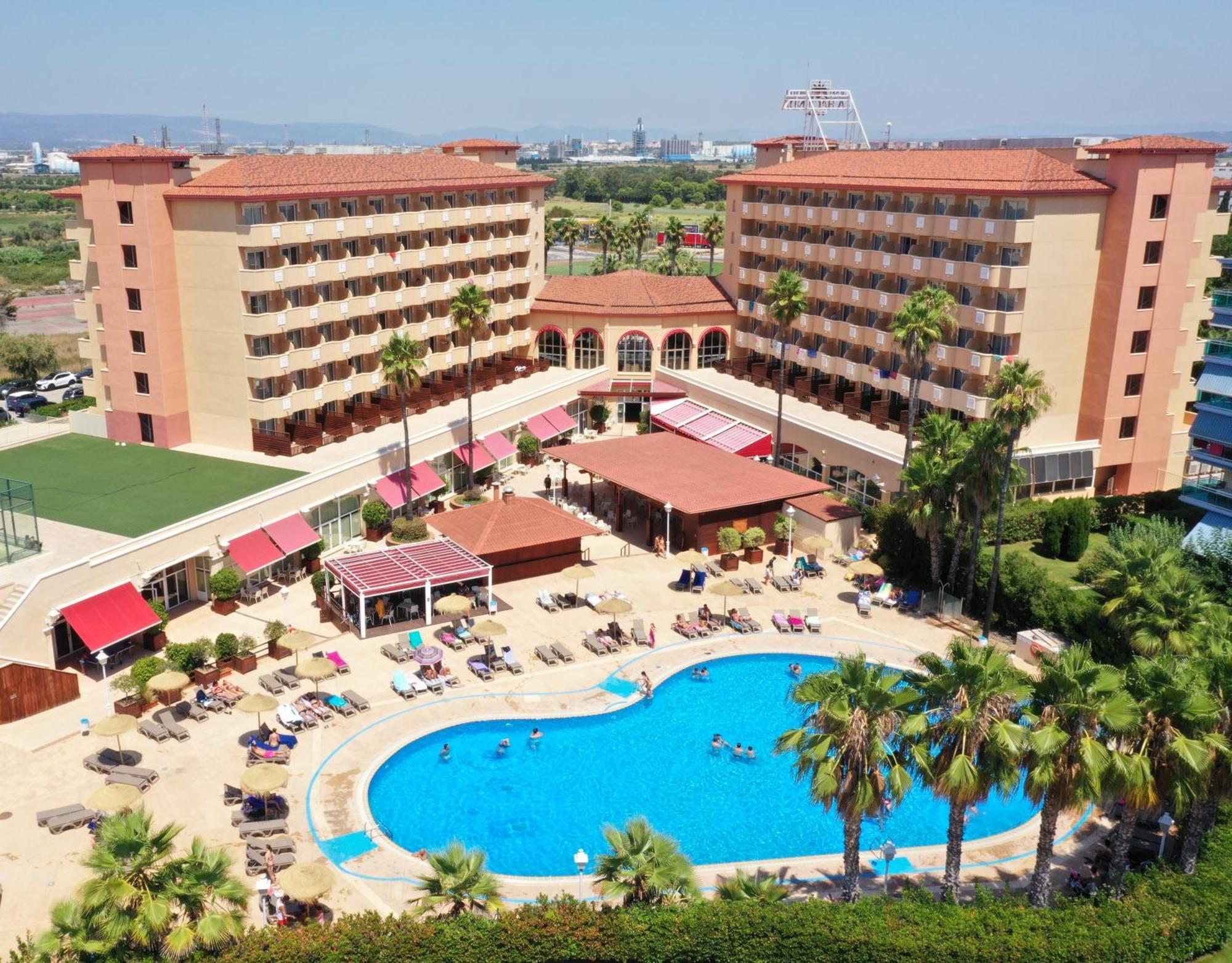 Ohtels La Hacienda Hotel La Pineda Exterior photo